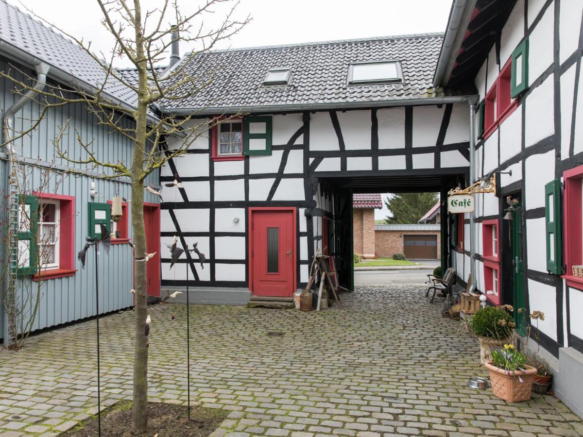 Apartment With Garden Near Monschau 슈라이덴 외부 사진