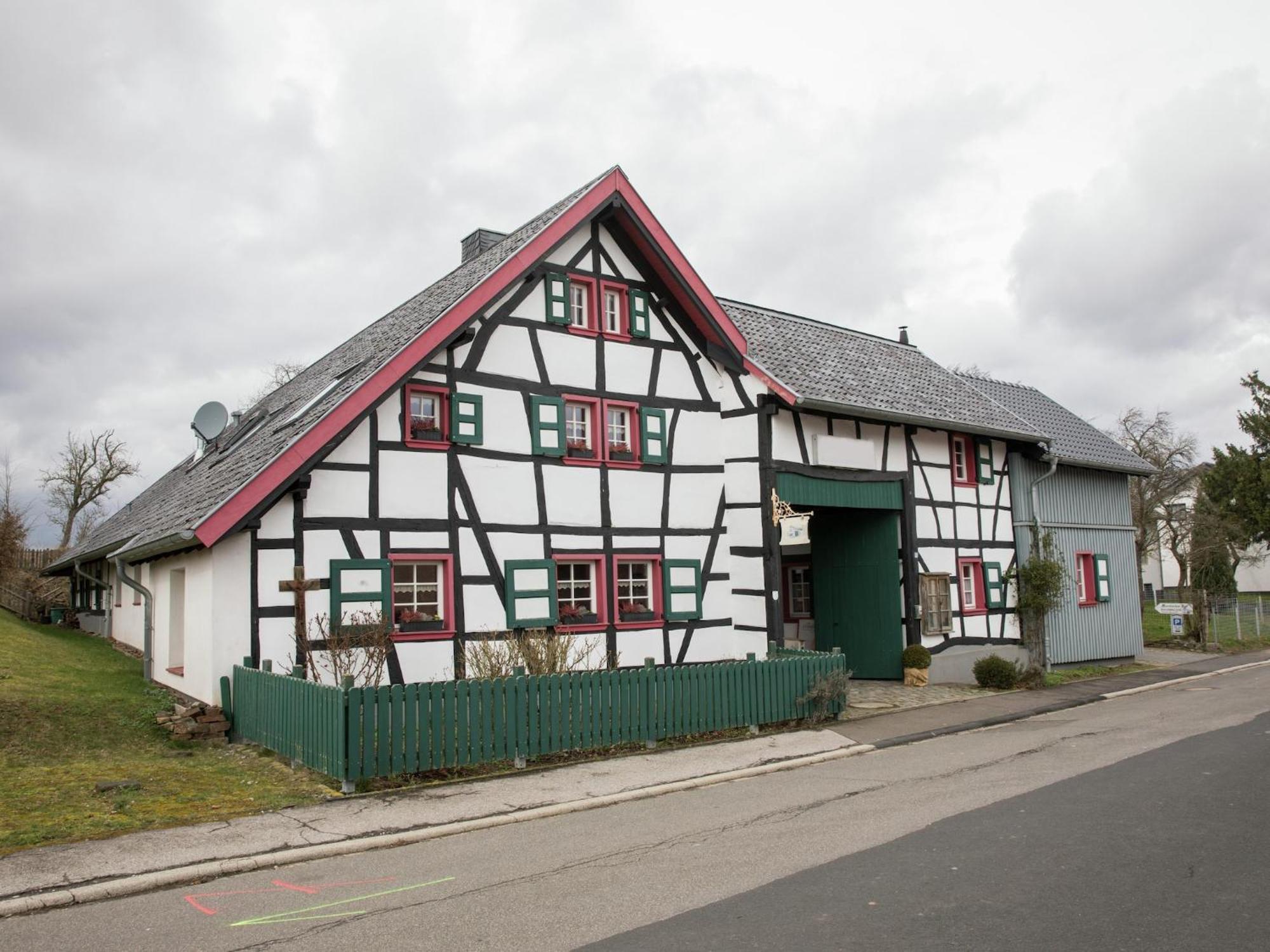 Apartment With Garden Near Monschau 슈라이덴 외부 사진